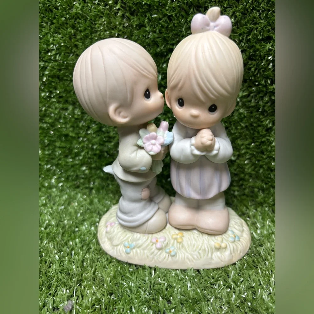Precious Moments Figurine “Love Is From Above